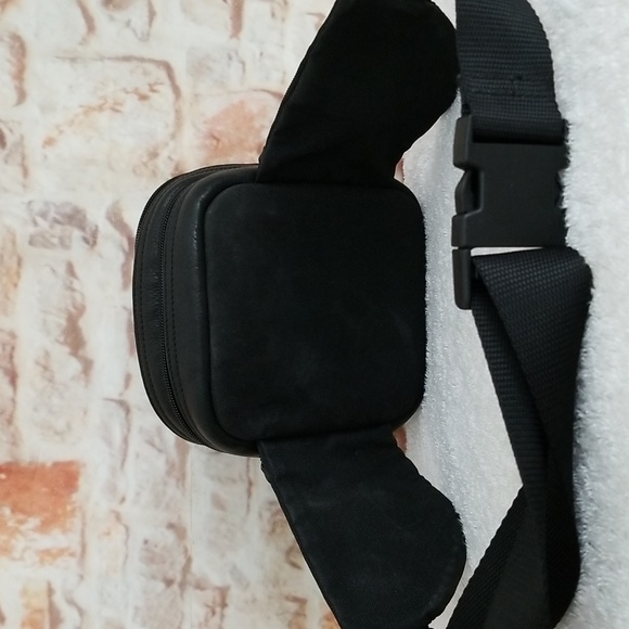 Wilson Leather Bum Bag - Picture 11 of 16